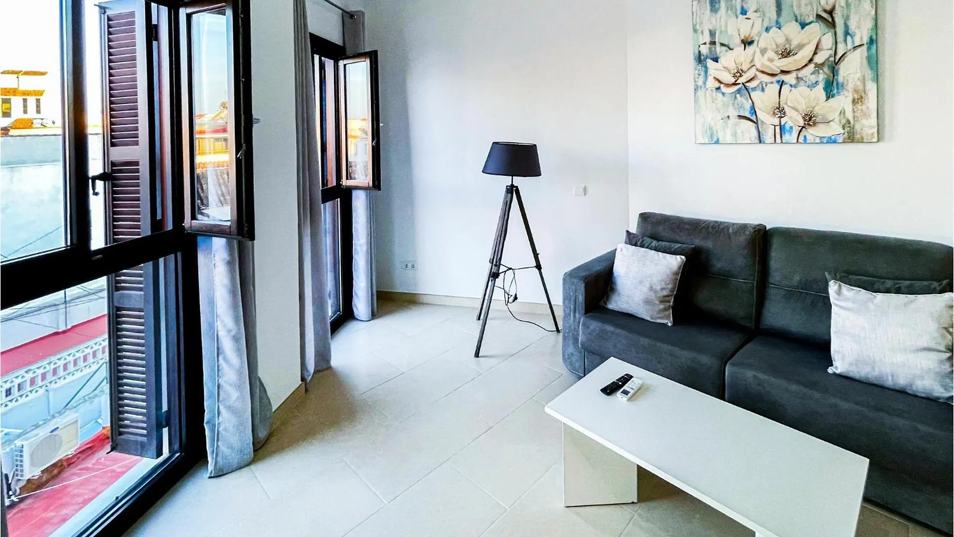 1 Bedroom Nice Apartment In Estepona联系方式